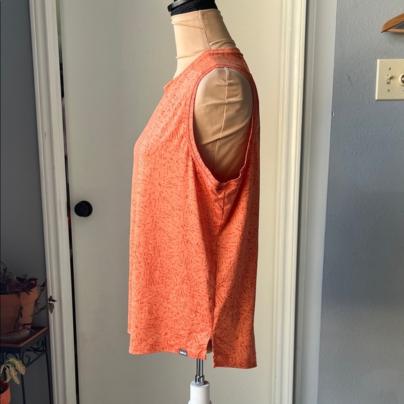 REI Women's Muscle Tee in Coral - Picture 4 of 6